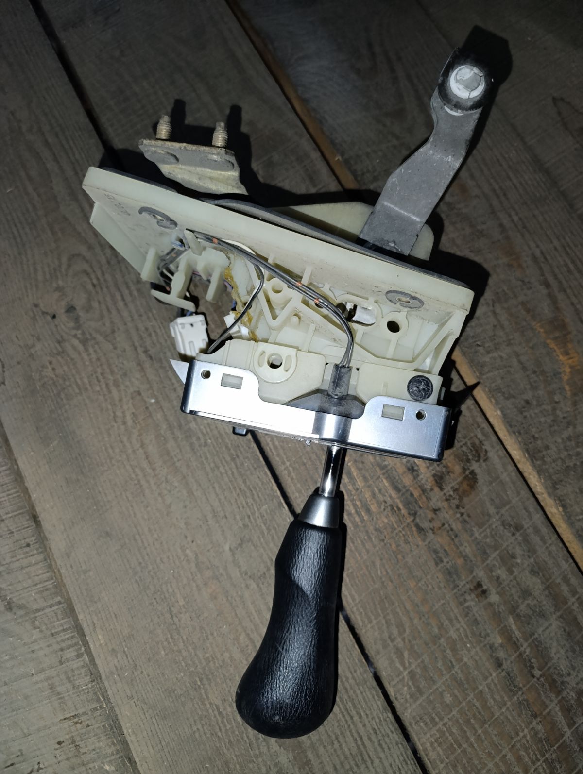 Ручка КПП на Subaru Legacy B4 BE5 Фото 9