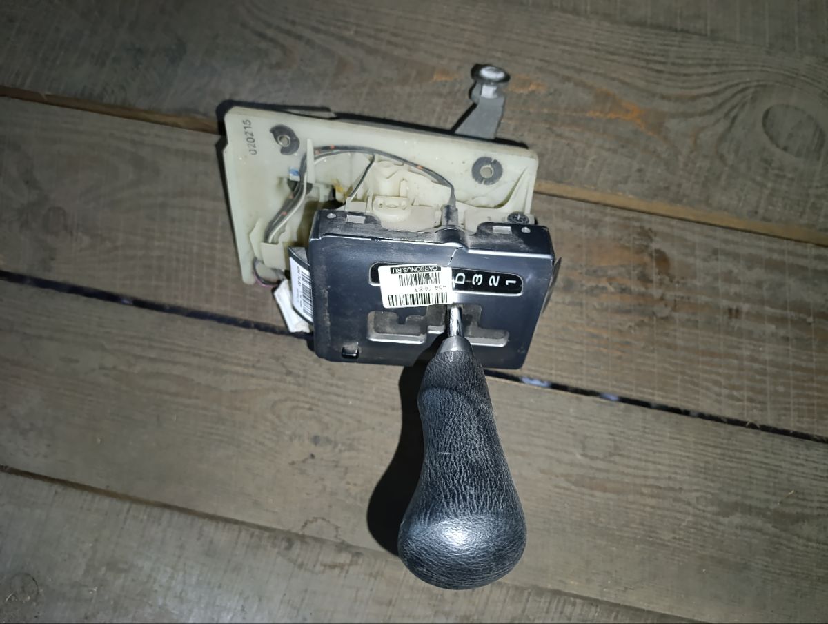 Ручка КПП на Subaru Legacy B4 BE5 Фото 3