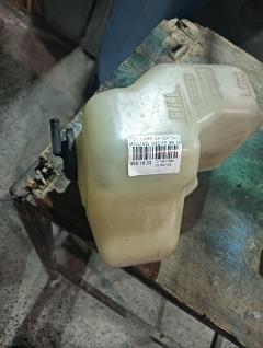 Бачок расширительный 16470-74340 на Toyota Harrier MCU15W 1MZ-FE Фото 2