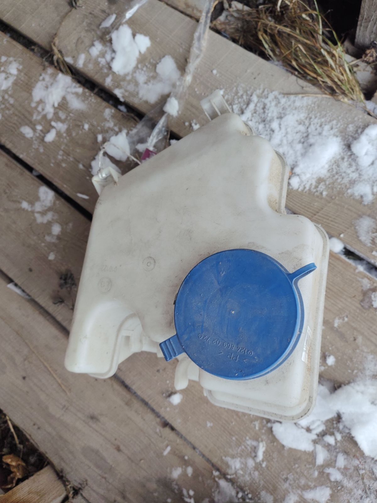 Бачок омывателя A1698690220, A1698690320 на Mercedes-Benz B-Class T245.232 Фото 4