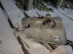 Бачок расширительный A2205000049 на Mercedes-Benz S-Class W220.065 112.944 Фото 5