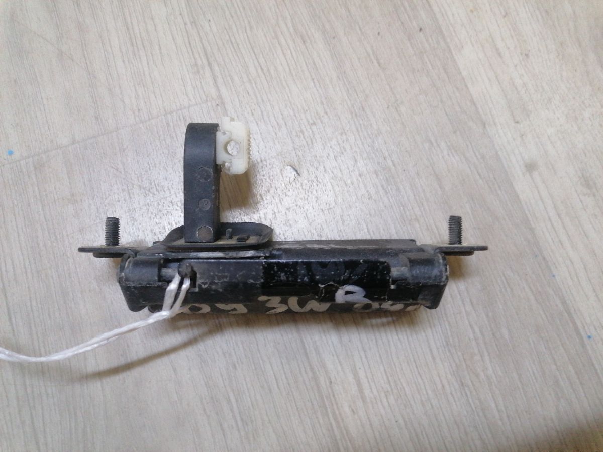 Ручка двери на Mazda Demio DY3W Фото 4