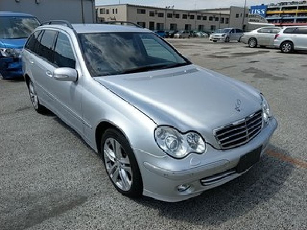 Шторка багажника на Mercedes-Benz C-Class Station Wagon S203.246 Фото 6