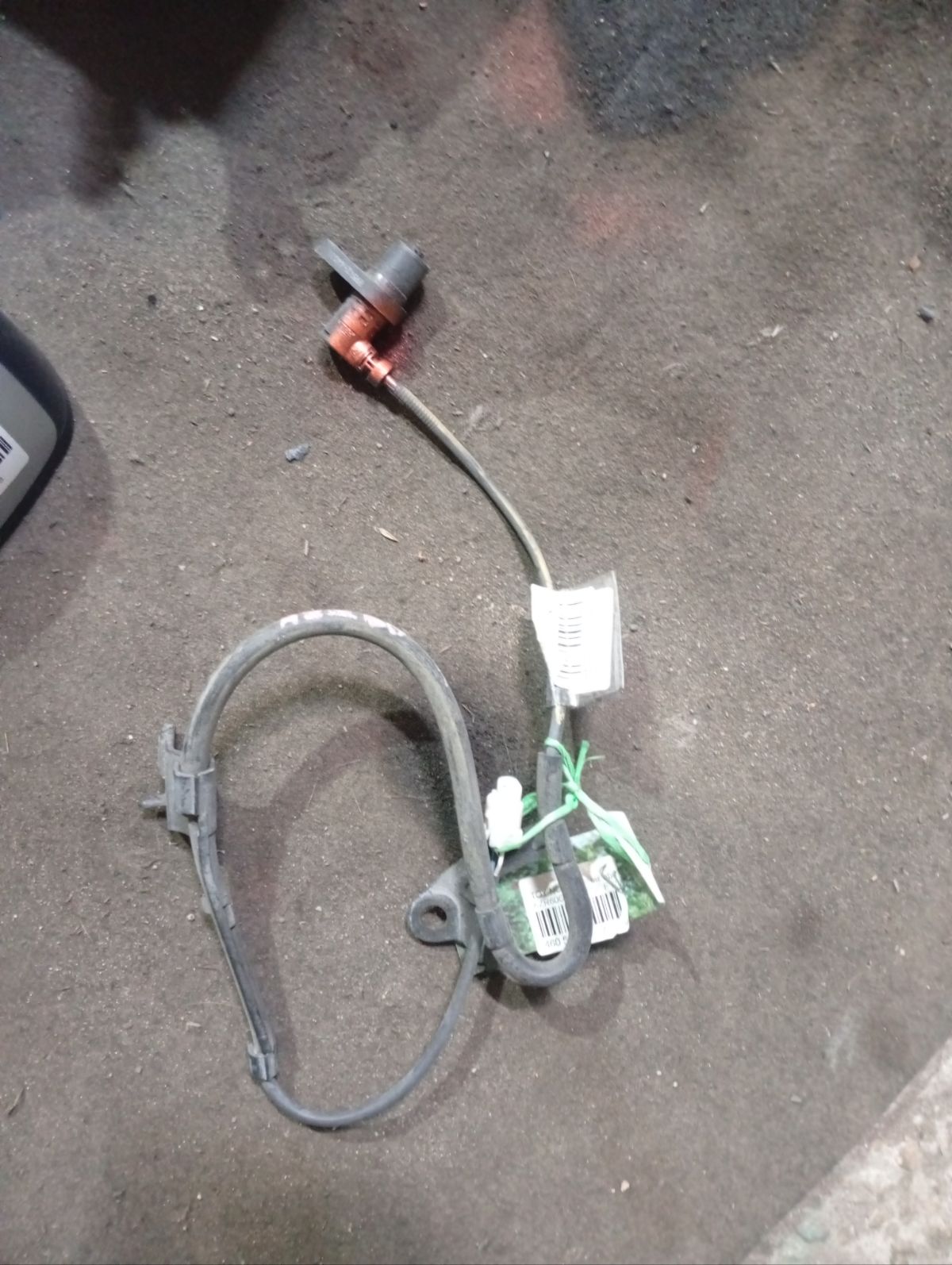 Датчик ABS 89542-44030 на Toyota Noah AZR60G 1AZ-FSE Фото 2