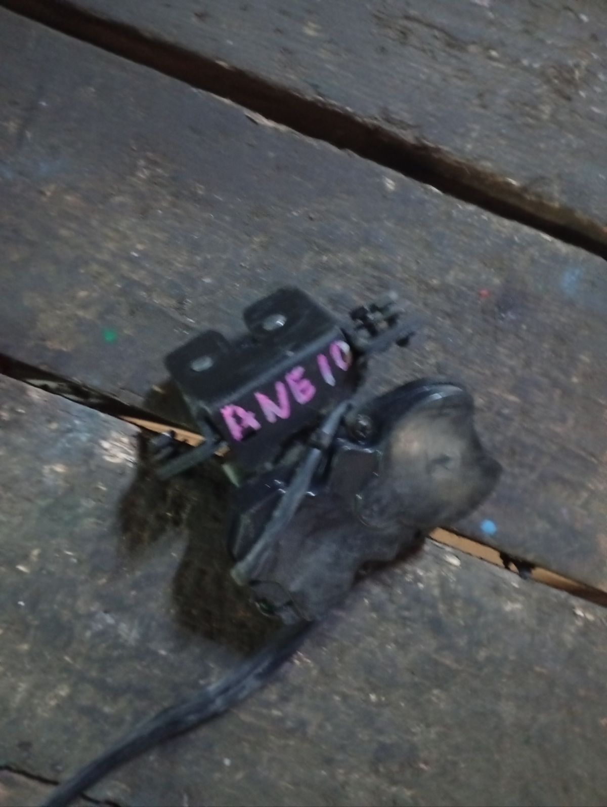 Замок двери на Toyota Wish ANE10G Фото 4