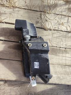 Корпус воздушного фильтра на Nissan Wingroad WFY11 QG15DE Фото 4