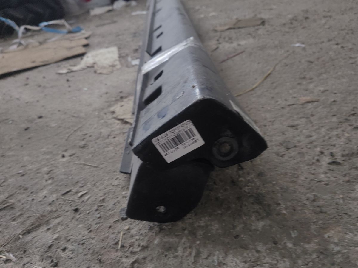 Порог кузова пластиковый ( обвес ) на Nissan Bluebird Sylphy KG11 Фото 8