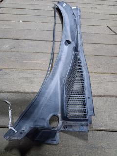 Решетка под лобовое стекло на Subaru Legacy Wagon BP5 Фото 8