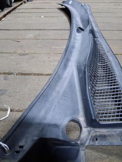 Решетка под лобовое стекло на Subaru Legacy Wagon BP5 Фото 17