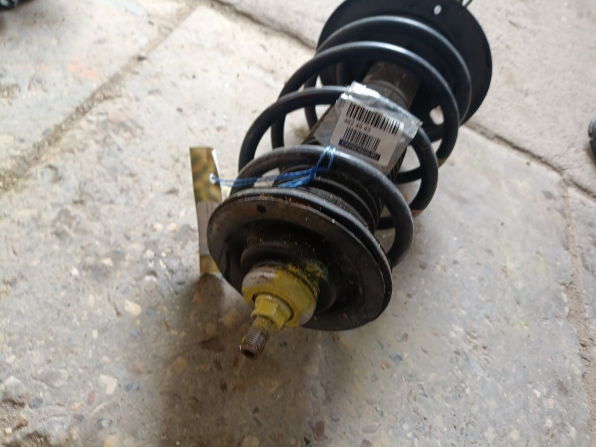 Стойка амортизатора 30-K98-A, 314 751, 334472, 48510-80294, 485100D271, 485100D290, 485100D460, 4851052790, 4851052820, 4851052821, 4851052890, 4851052A00, 4851052B30, 4851052C30, 4851052C50, 4851052F00, 4851052F81, 4851052F82, 4851052G10, 4851052G40, 4851052G60, 4851052G70, 4851052J00, 4851052J10, 4851052K80, 4851080189, 4851080190, 4851080194, 4851080277, 4851080398, A024314939, B3293, CR-049-8751, SJ-049-8751, ST-049-8751, ST-049FR-SCP90 на Toyota Vitz KSP90 1KR-FE Фото 5