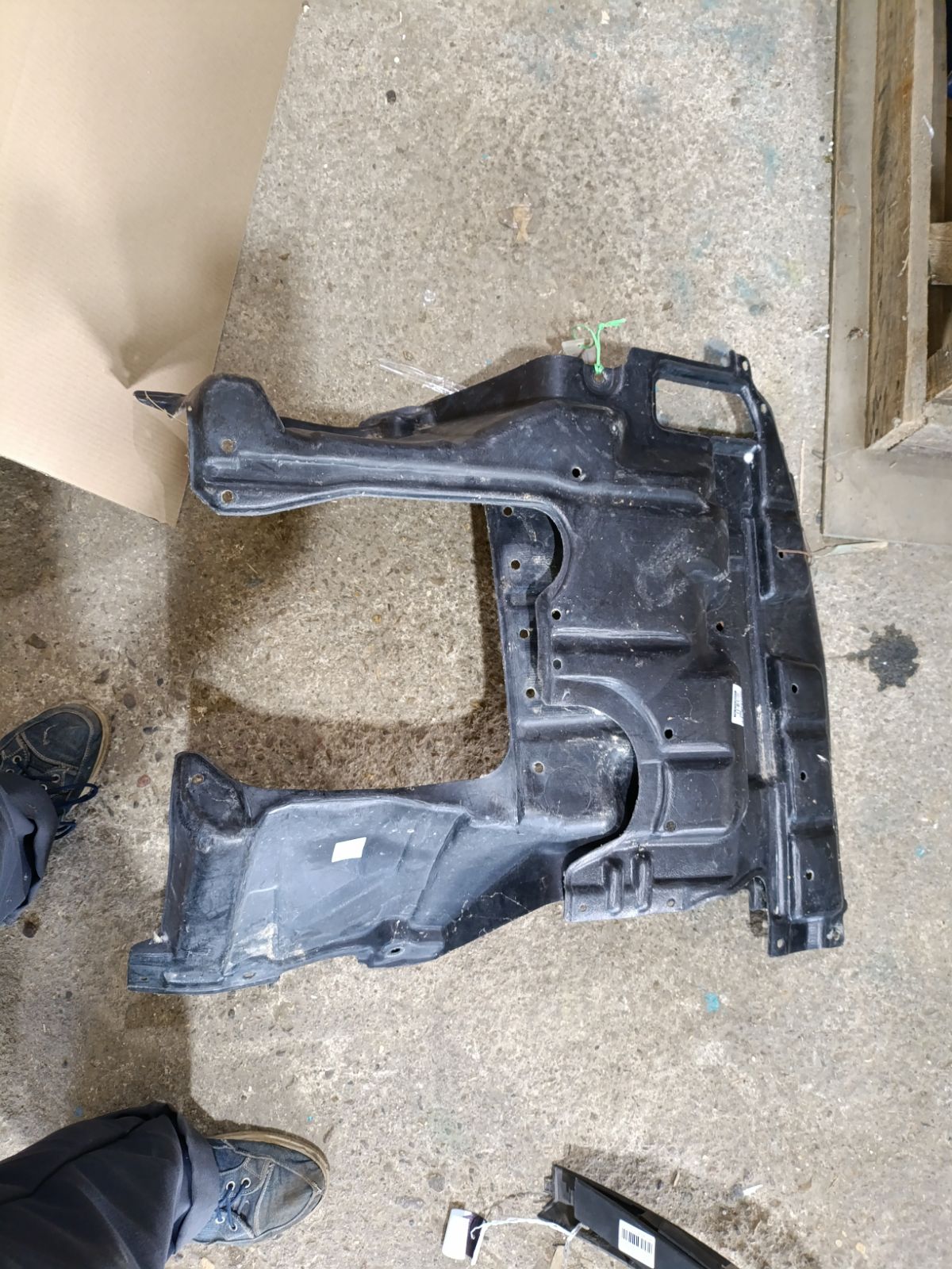 Защита двигателя на Toyota Isis ANM10G 1AZ-FE Фото 4