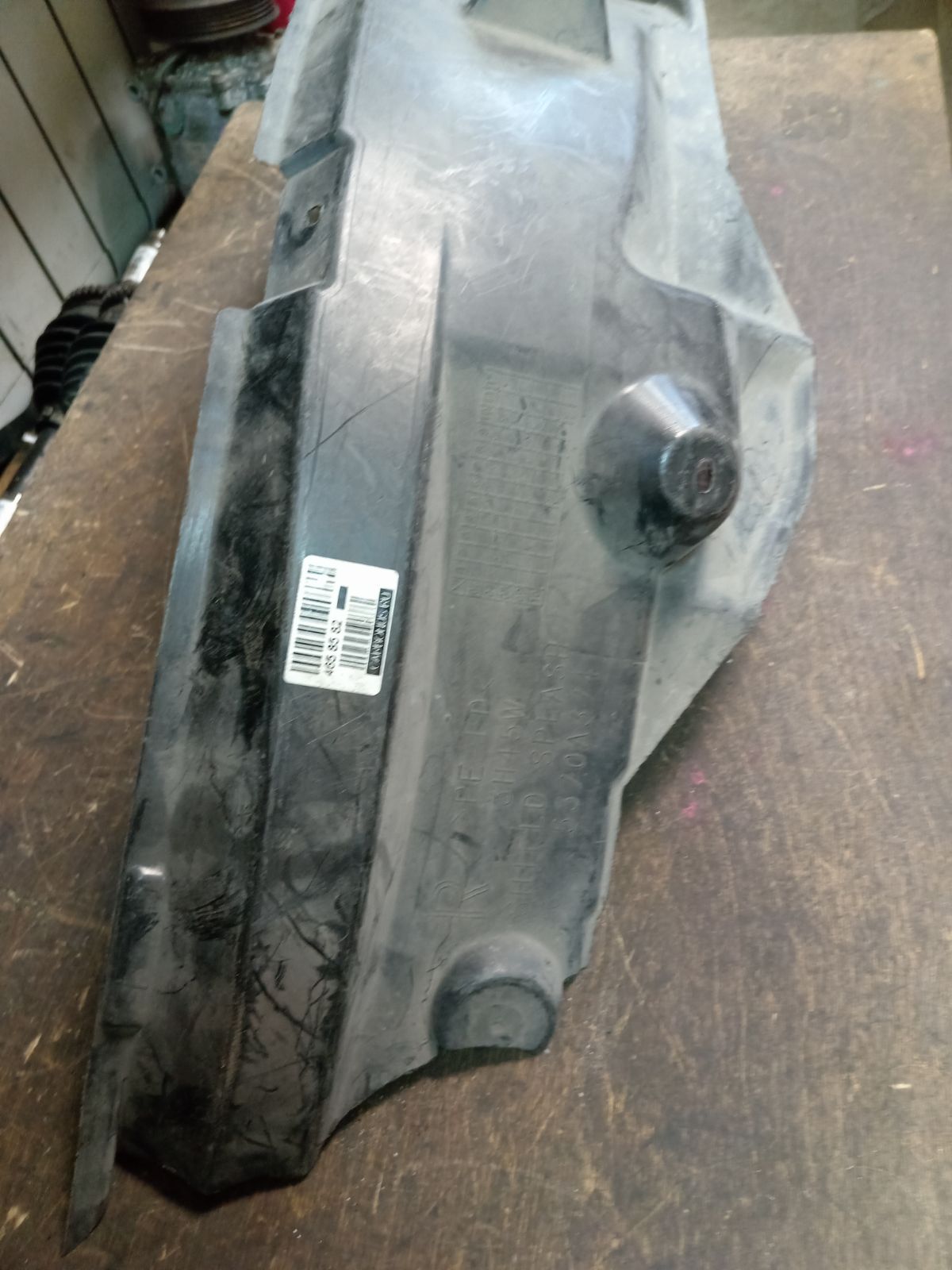 Подкрылок 5370A374 на Mitsubishi Delica D:5 CV5W 4B12 Фото 4