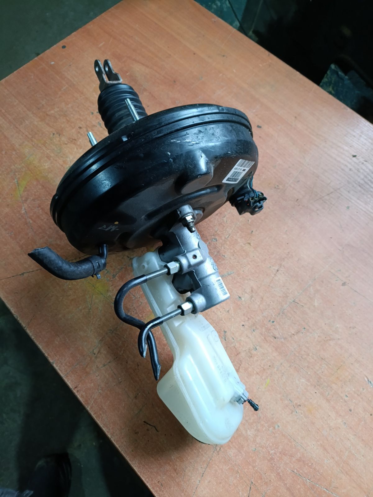 Главный тормозной цилиндр на Mazda Atenza GJ2FW Фото 6
