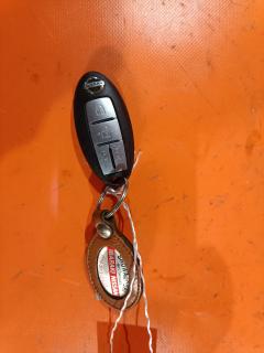 Ключ двери на Nissan Serena FNC26 MR20DD