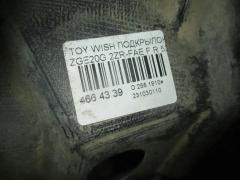 Подкрылок 53875-68030 на Toyota Wish ZGE20G 2ZR-FAE Фото 2