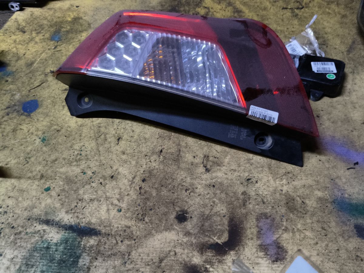 Стоп W1698 W1698 на Honda Fit GP5 Фото 5