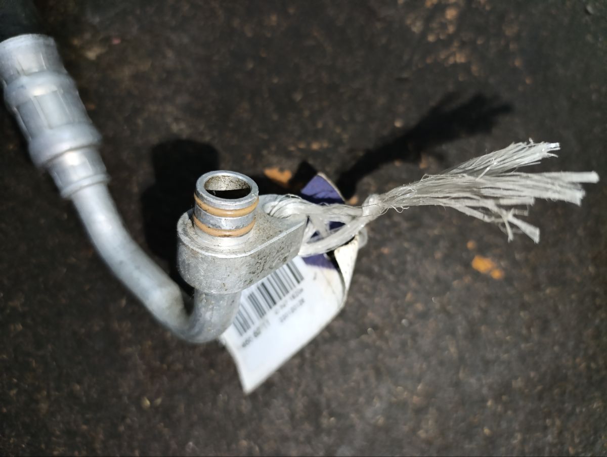 Шланг кондиционера на Mini Cooper R56-MF32 N12 Фото 9