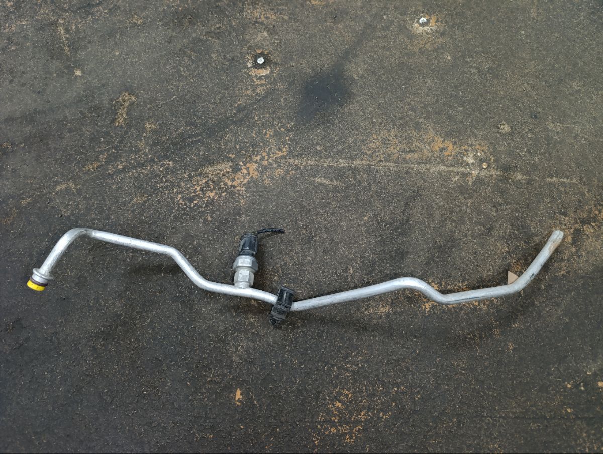 Шланг кондиционера на Mini Cooper R56-MF32 N12 Фото 14