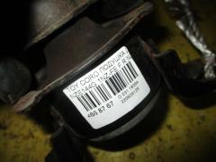 Подушка двигателя на Toyota Corolla Fielder NZE144G 1NZ-FE Фото 7