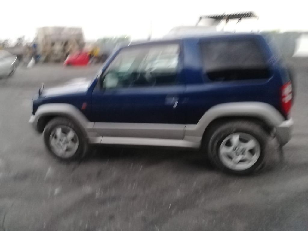 Mitsubishi pajero mini h58a