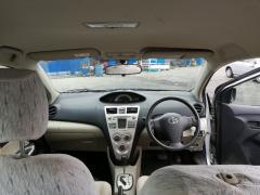 Стойка амортизатора на Toyota Belta SCP92 2SZ-FE Фото 3