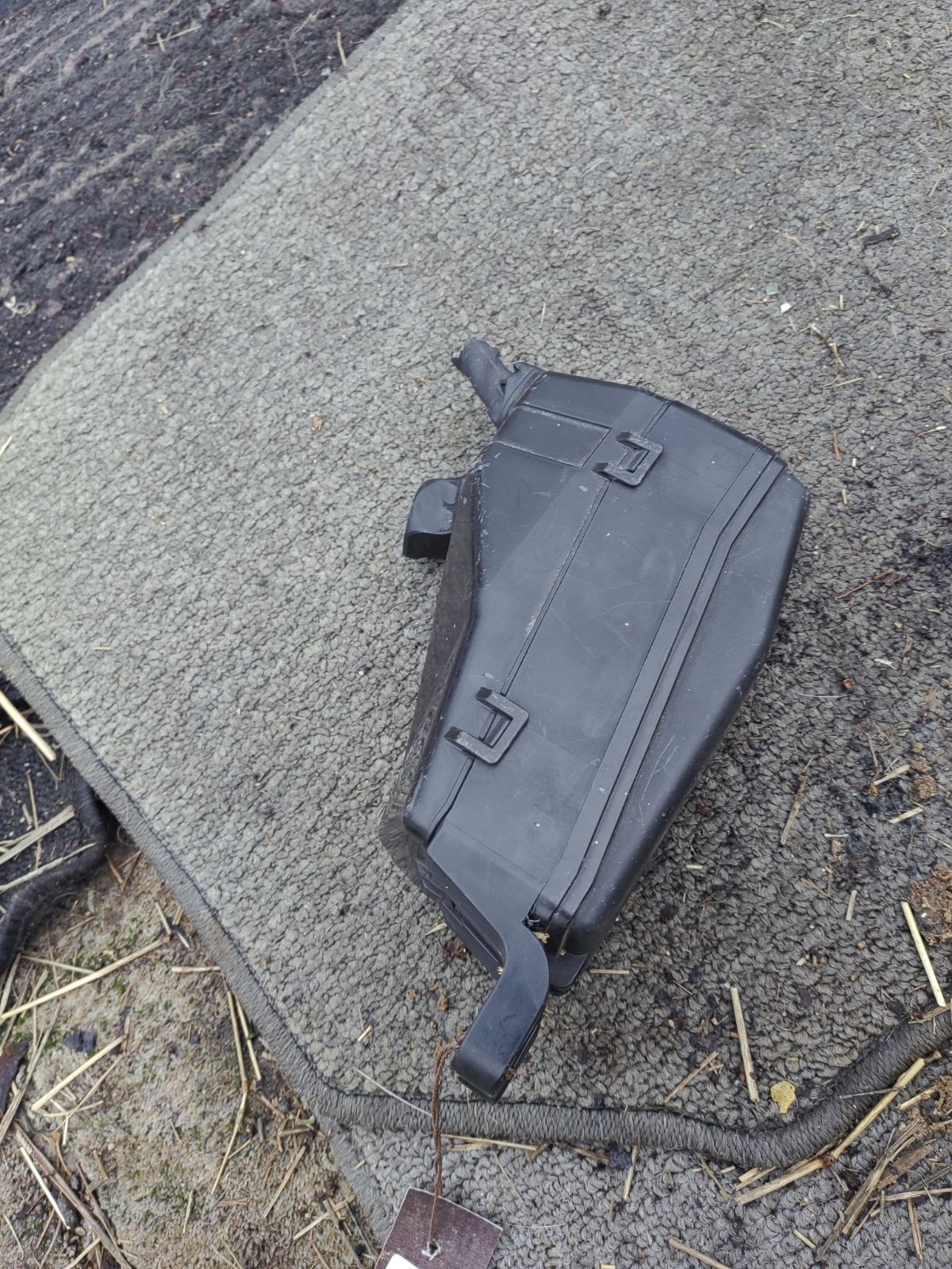 Блок предохранителей 82742-51021 на Toyota Mark Ii JZX110 1JZ-FSE Фото 7