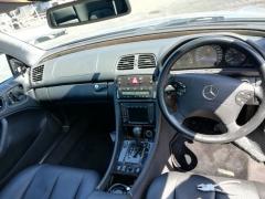 Лючок A2087500206 на Mercedes-Benz Clk-Class C208.335 Фото 3