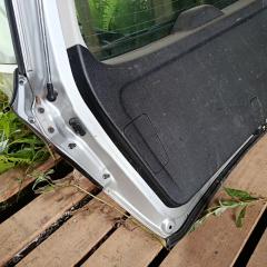 Дверь задняя D061 D061 на Subaru Exiga YA5 Фото 4