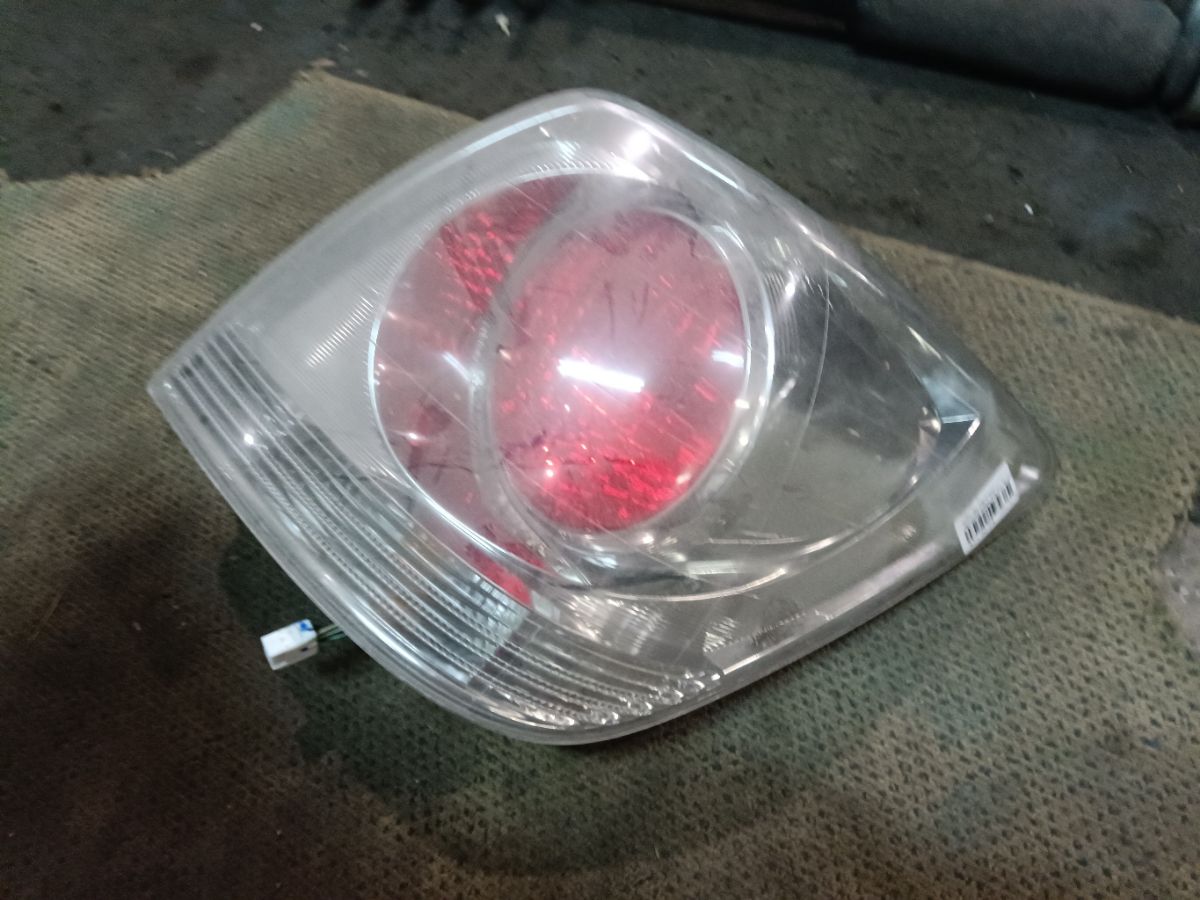 Стоп 53-21 53-21 на Toyota Altezza Gita GXE10W Фото 3