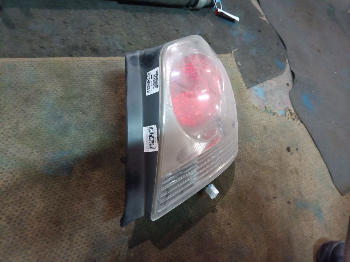 Стоп 53-21 53-21 на Toyota Altezza Gita GXE10W Фото 4