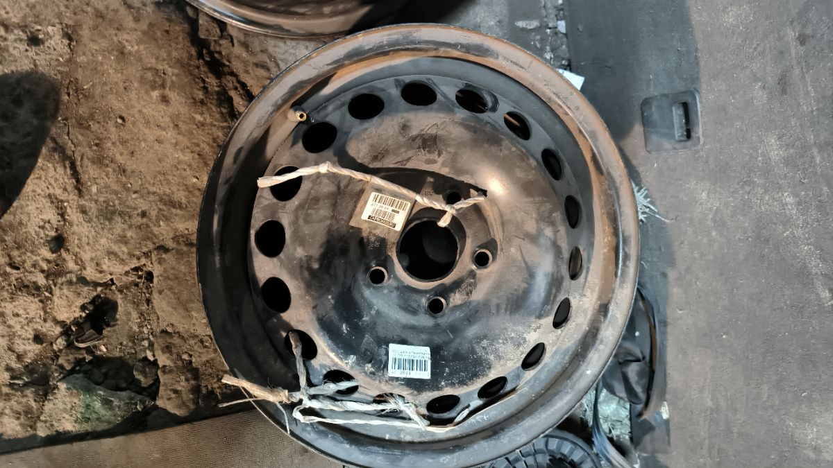 Диск штампованный R15 / 5-112 / C57 / 6J / 5-112,ET47 Фото 2