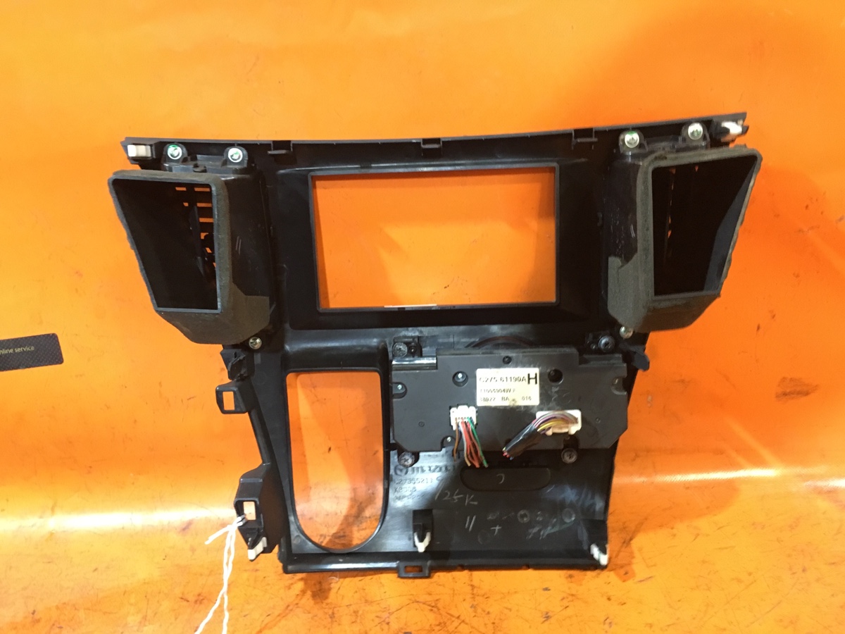 Блок управления климатконтроля на Mazda Biante CC3FW L3 Фото 2