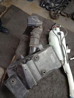 Корпус воздушного фильтра 17700-1A010 на Toyota Carina AT212 5A-FE Фото 4