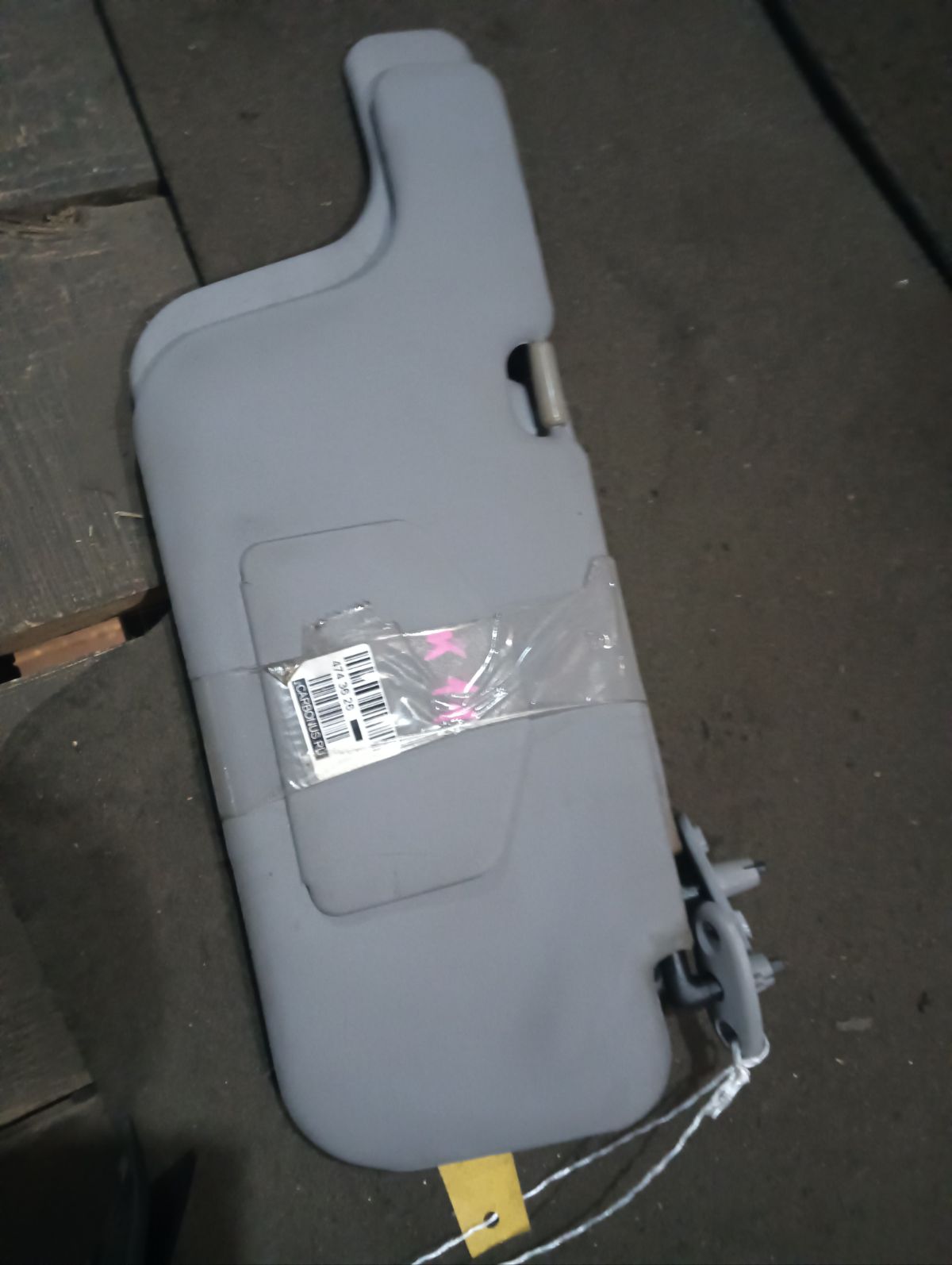 Козырек от солнца на Nissan March K11 Фото 3