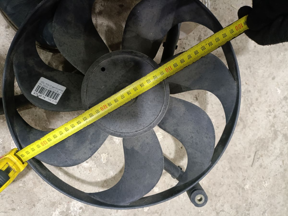 Вентилятор радиатора ДВС на Volkswagen Polo 6N Фото 3