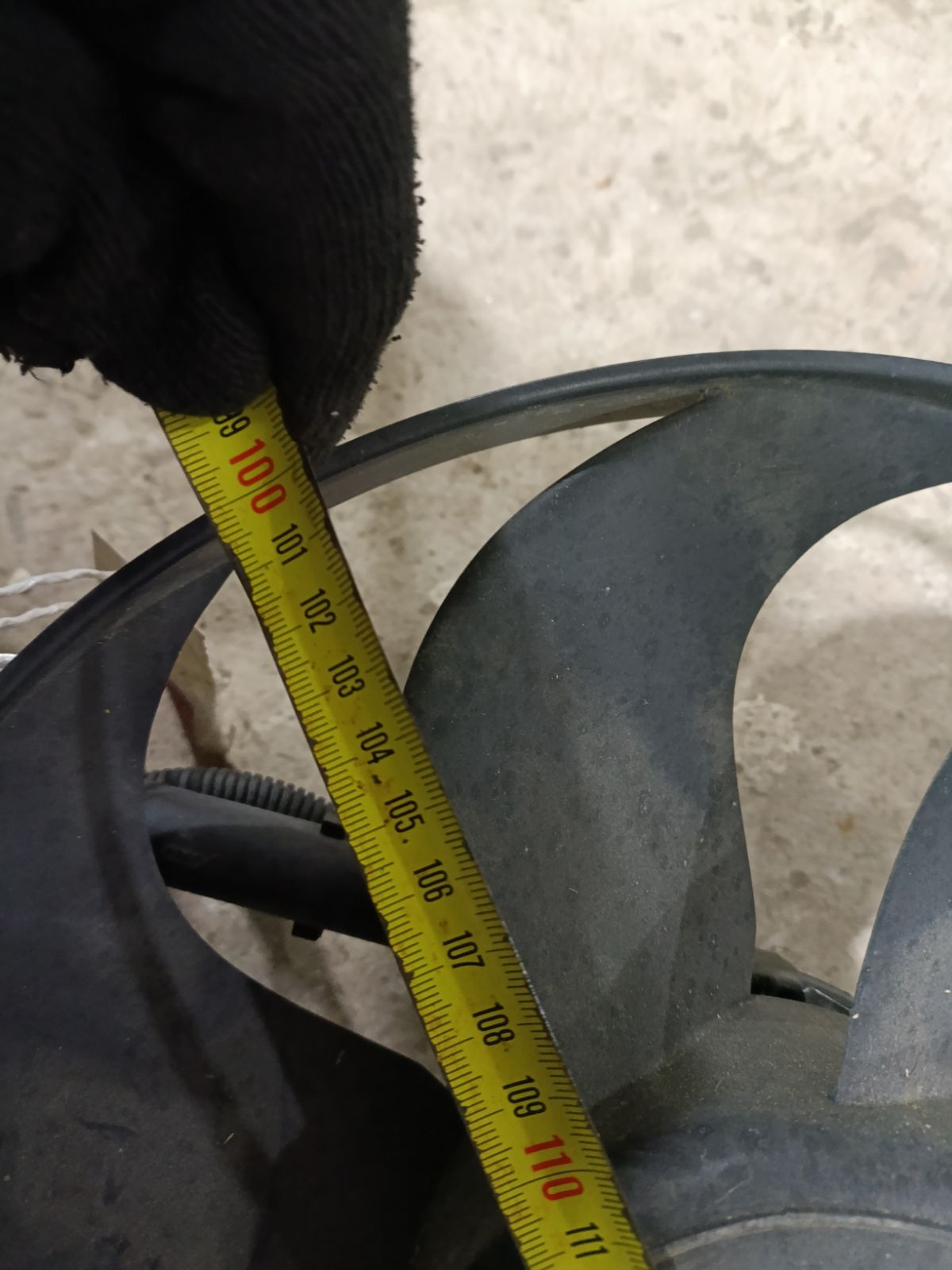 Вентилятор радиатора ДВС на Volkswagen Polo 6N Фото 5