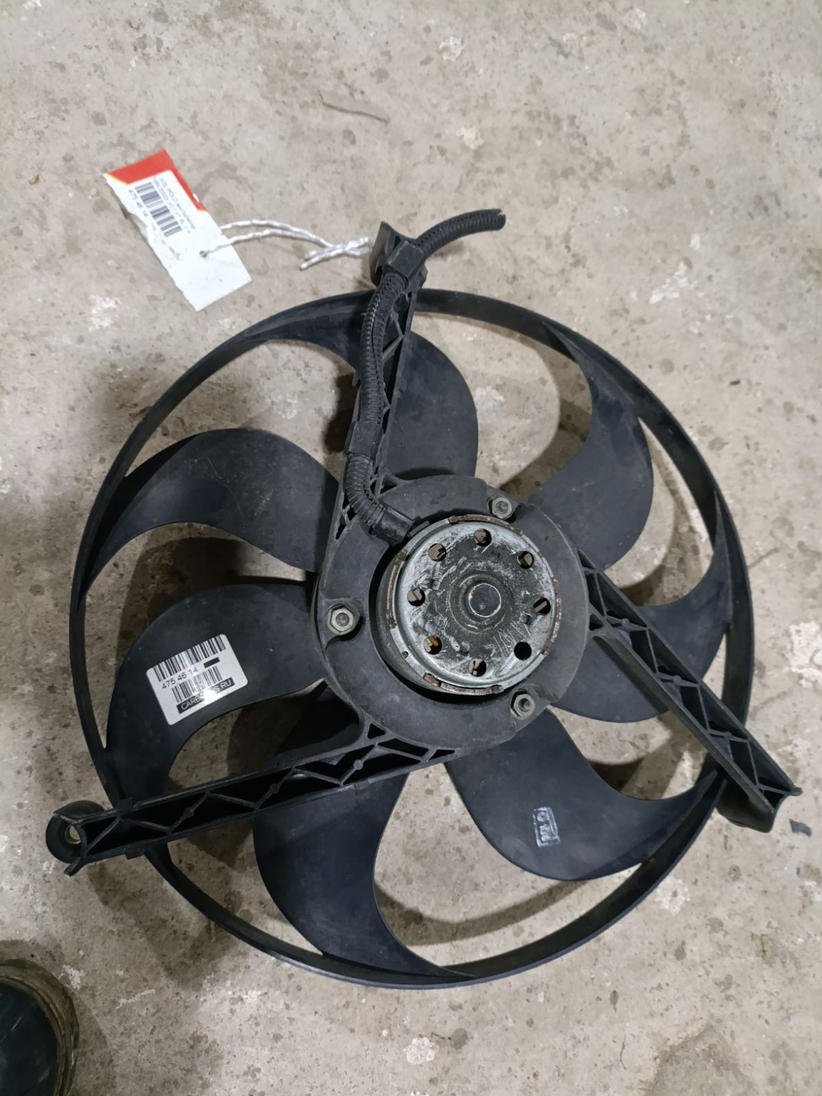 Вентилятор радиатора ДВС на Volkswagen Polo 6N Фото 7