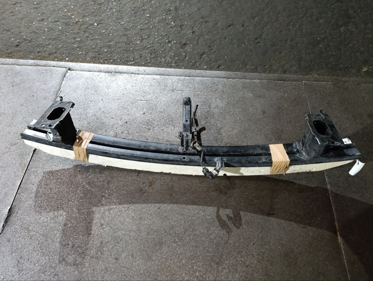 Жесткость бампера на Toyota Alphard ANH20W Фото 11