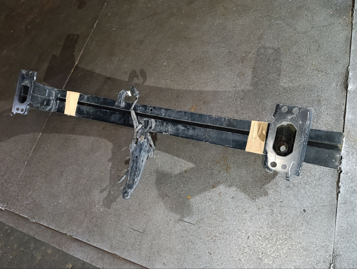 Жесткость бампера на Toyota Alphard ANH20W Фото 12