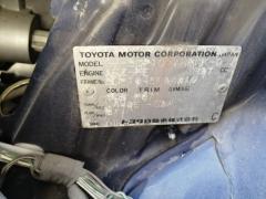 Ремень безопасности на Toyota Vitz SCP10 Фото 4