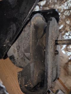 Подушка двигателя на Suzuki Escudo TD32W RF-TE Фото 7