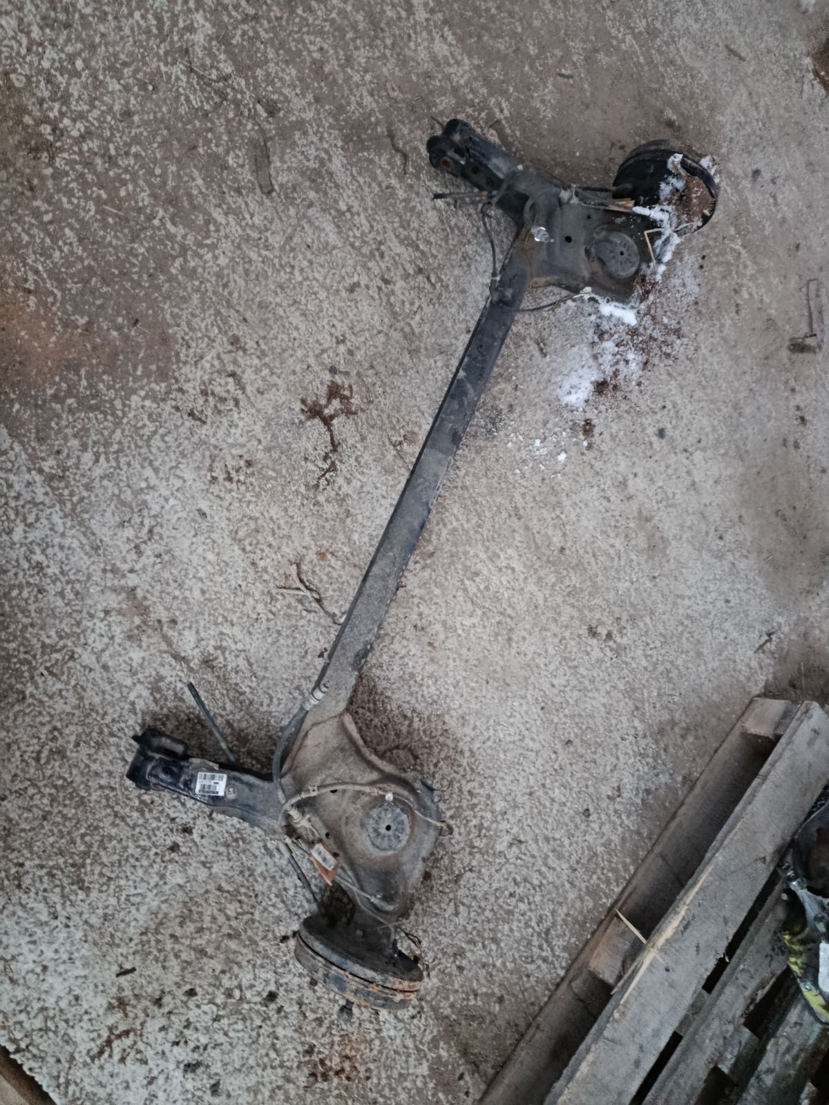 Балка подвески на Toyota Passo KGC10 1KR Фото 7