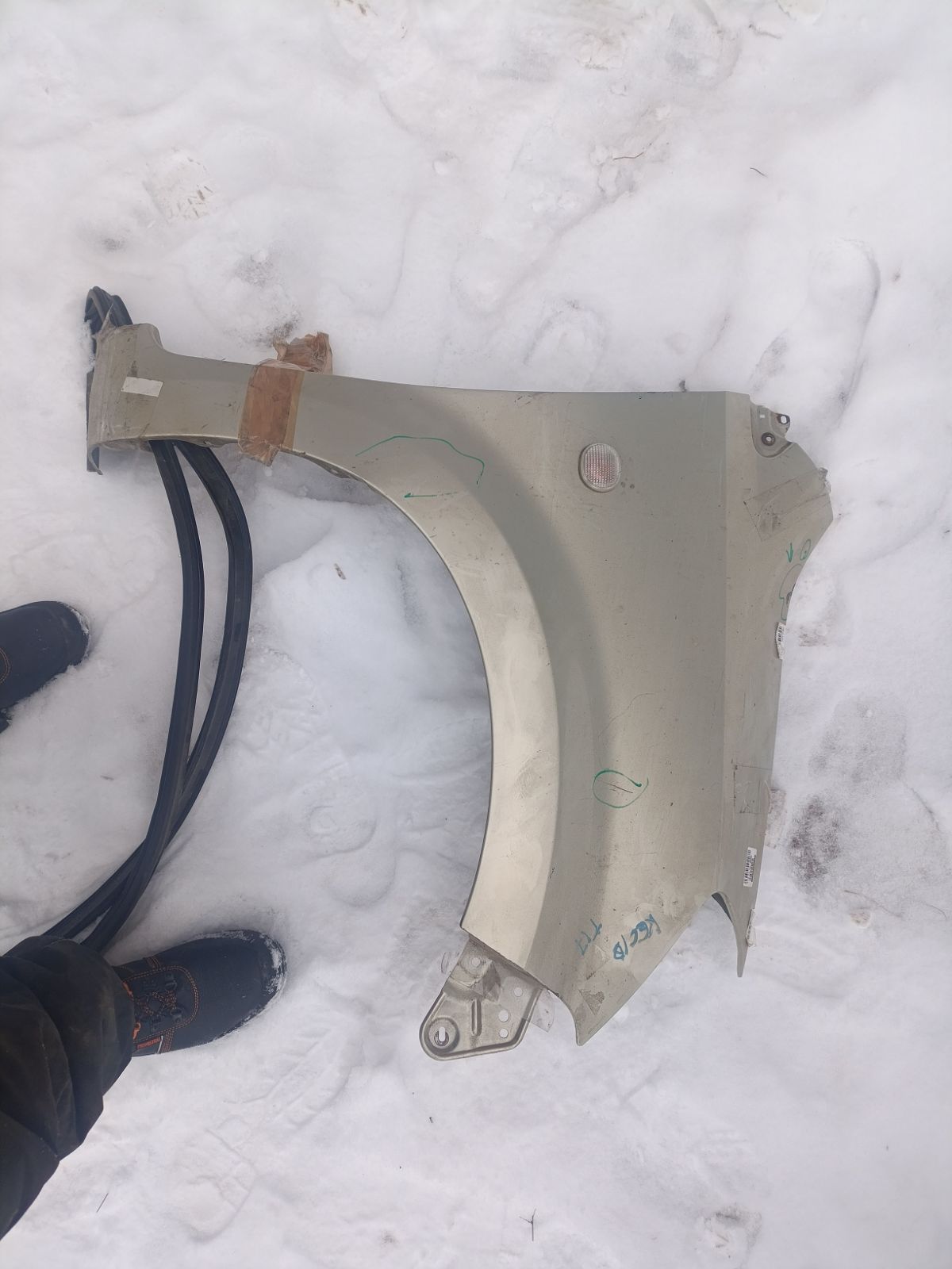 Крыло переднее 261302, 53811-B1010, 53811B1010, 53811B1020, GDFN0056R, STTYD10161, TY10248AR на Toyota Passo KGC10 Фото 19