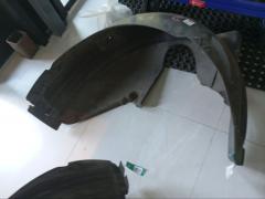 Подкрылок 51717033751 на Bmw 5-Series E60-NE52 N52 Фото 4
