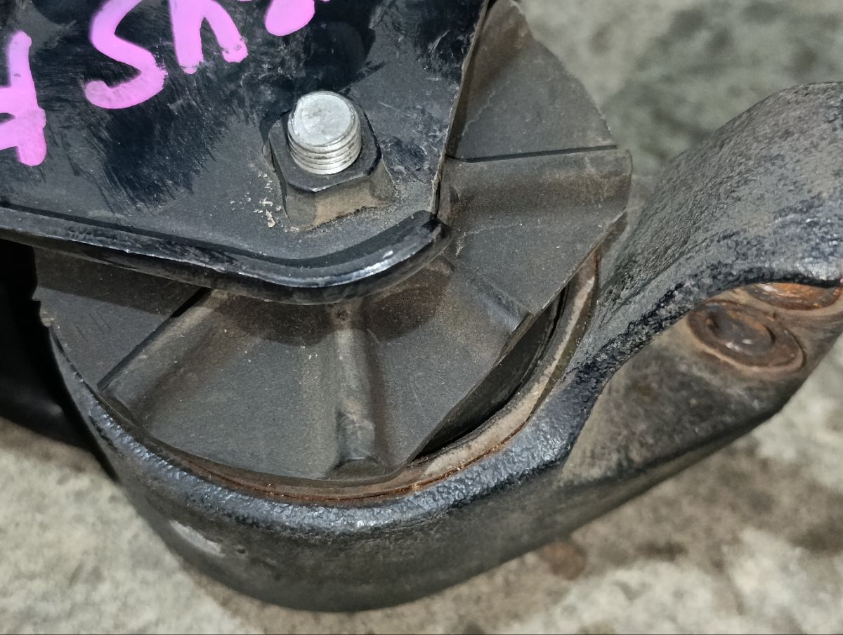 Подушка двигателя на Suzuki Chevrolet Mw ME34S M13A Фото 5