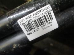 Амортизатор двери на Toyota Hiace TRH124B Фото 2