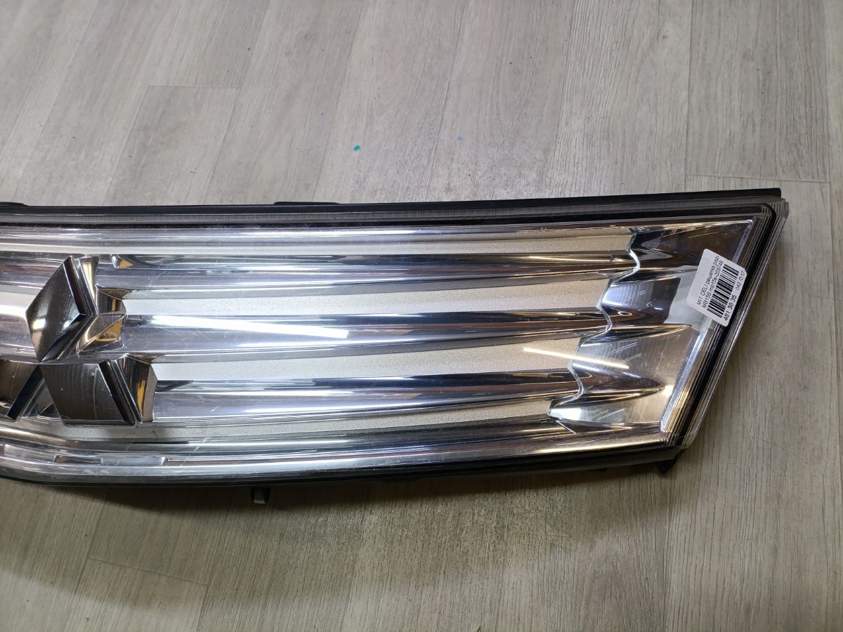Решетка радиатора на Mitsubishi Delica D2 MB15S Фото 5