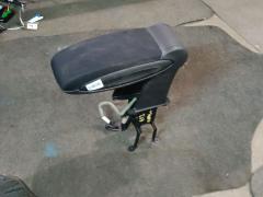 Подлокотник на Nissan Note E12 Фото 3