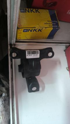 Подушка двигателя на Honda Stepwgn RF3 K20A Фото 2