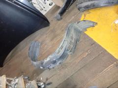 Подкрылок 53876-68010, 53876-68011, 53876-68012 на Toyota Wish ZNE10G 1ZZ-FE Фото 2